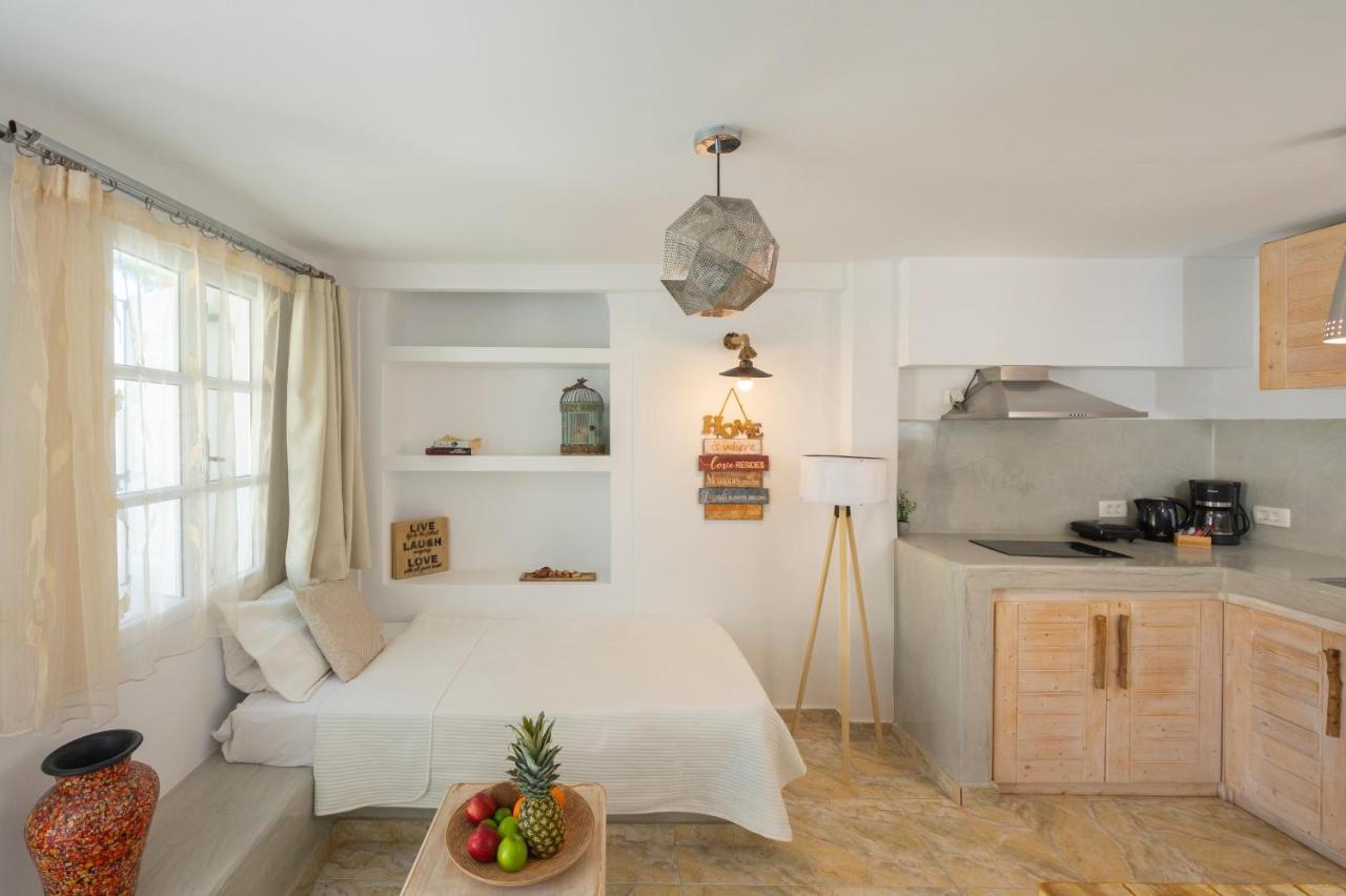 Loukas & Emma Eco Houses เปริสซา ภายนอก รูปภาพ